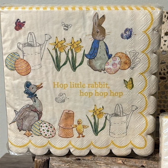 NEW IN PACKAGING! MERI MERI PETER RABBIT HOP LITTLE RABBIT HOP HOP HOP NAPKINS - Picture 2 of 7